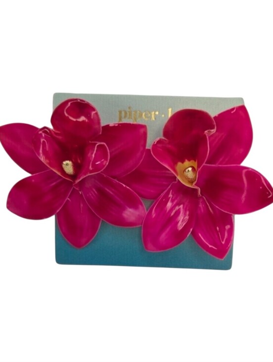 Piper K Jewelry - 🌸▪️Piper K ▪️Fuchsia Floral Statement Earrings